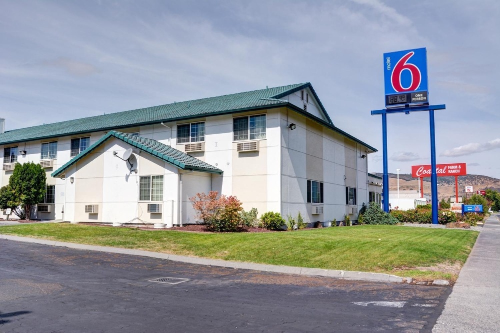 Motel 6-The Dalles, OR